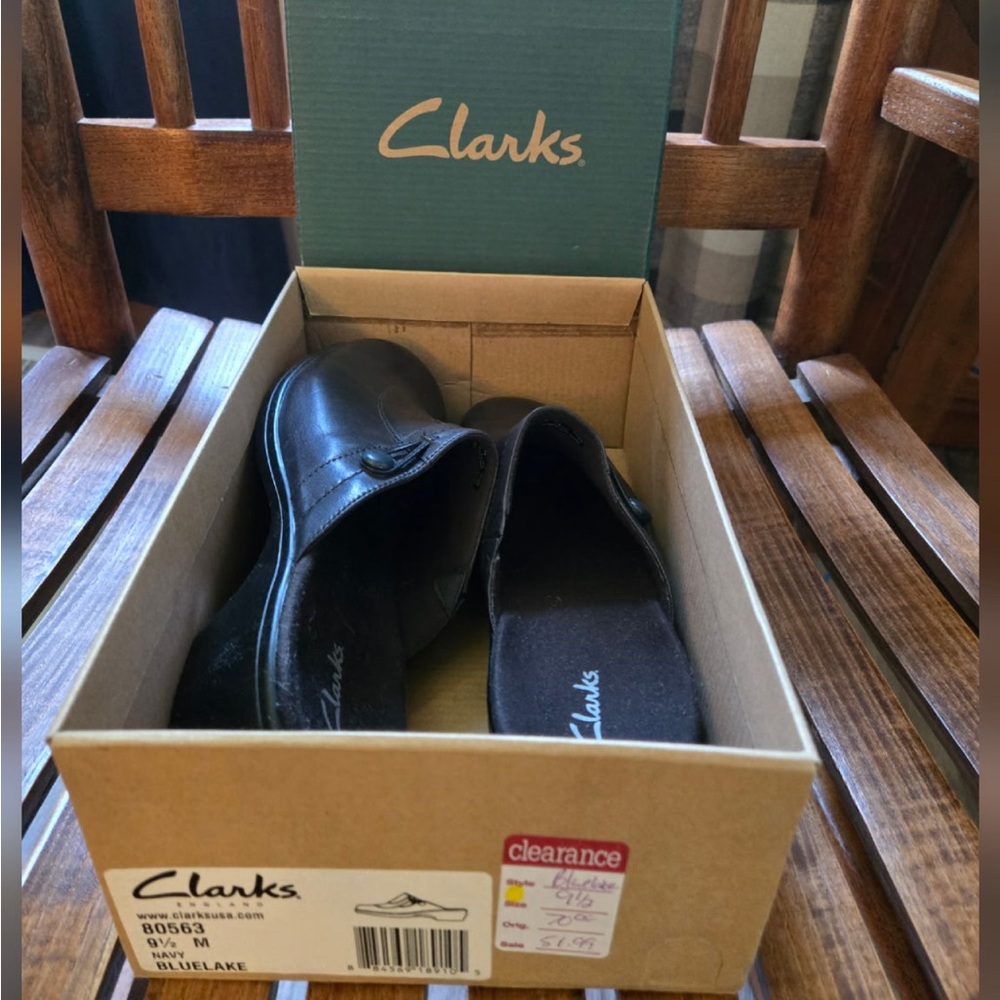 Clarks Women’s Black Slip-On Loafers